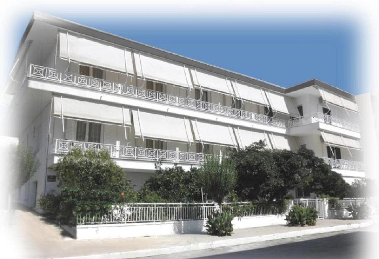 Araliki Apartments & Studios Loutra Edipsou  Eksteriør billede