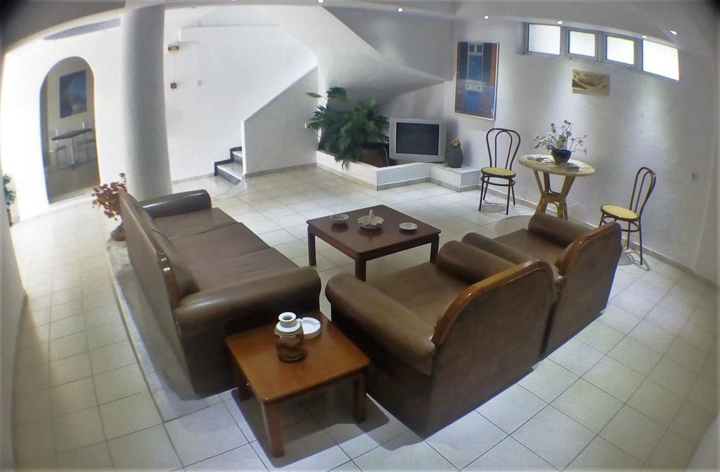 Araliki Apartments & Studios Loutra Edipsou  Eksteriør billede